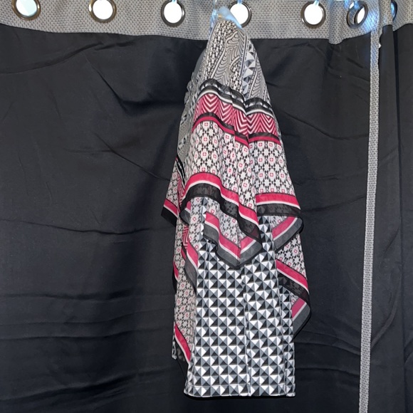 AB STUDIO WOMAN Drape collarTANK BLOUSE in Geo all over print size 0X NWT - Picture 4 of 10